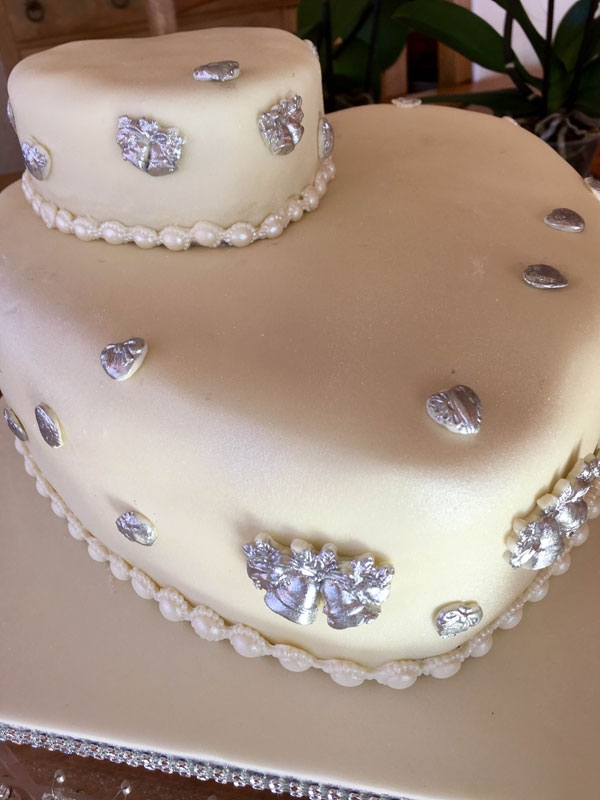 Heart Shaped Wedding Cake Tier