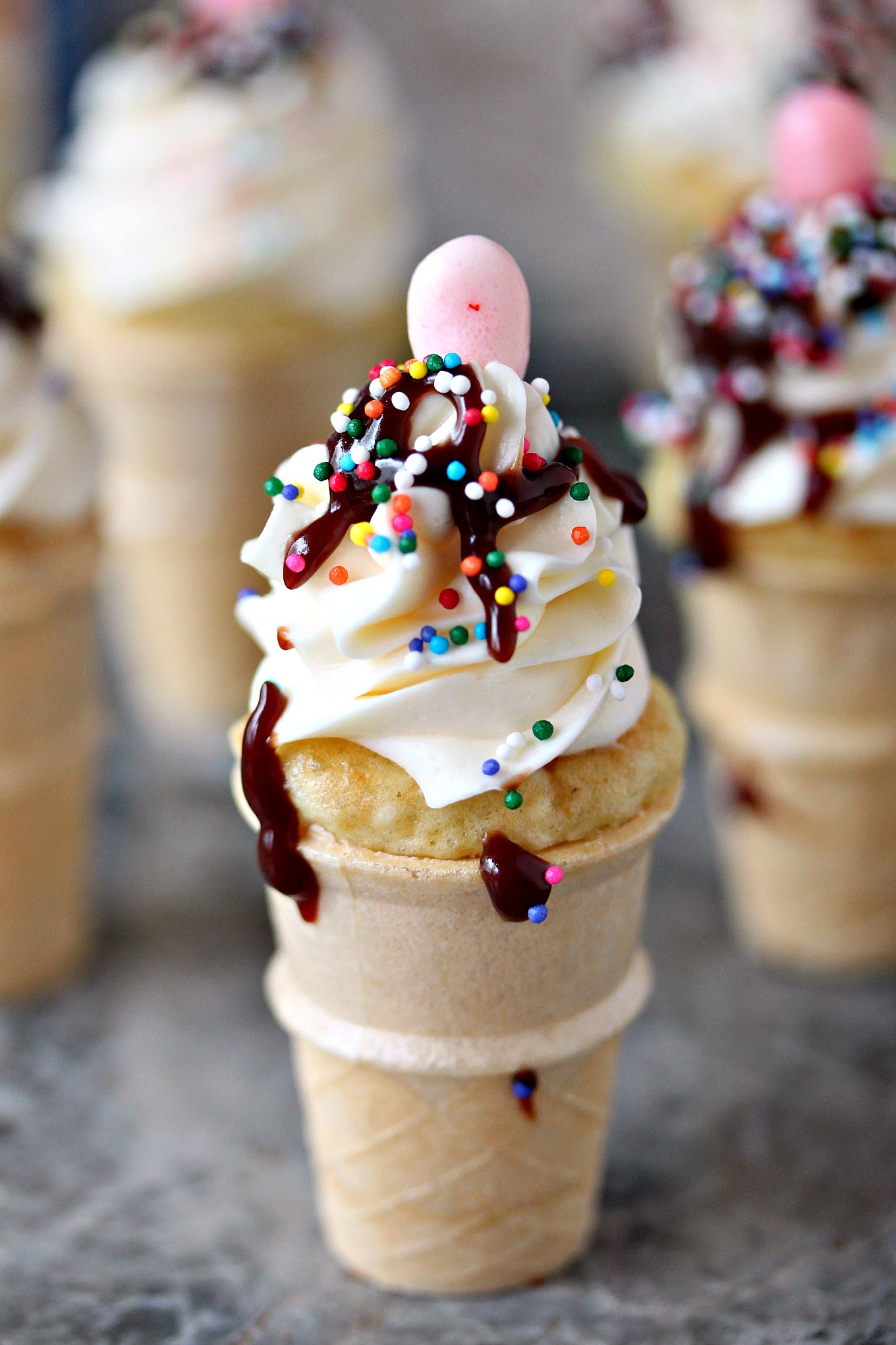 Mini Ice Cream Cone Cupcakes