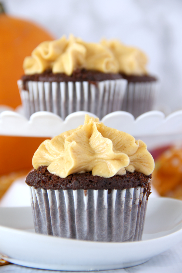 Pumpkin Cupcakes with Chocolate Buttercream Frosting