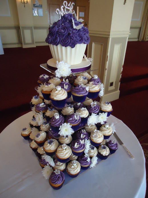 Purple Wedding Cake and Cupcake Ideas
