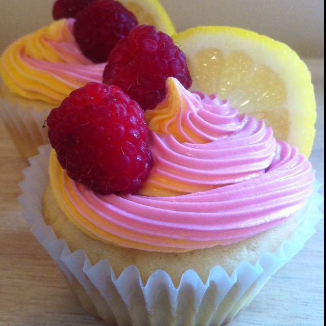 Raspberry Lemonade Cupcakes- These