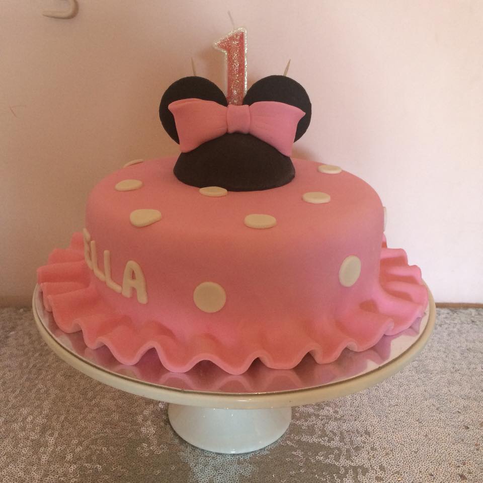 Red Mini Mouse Cake