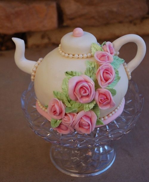 Rose Teapot Cake