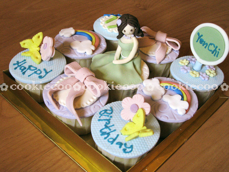 Sweet 17 Birthday Cupcake Sweet 17 Birthday Cupcake