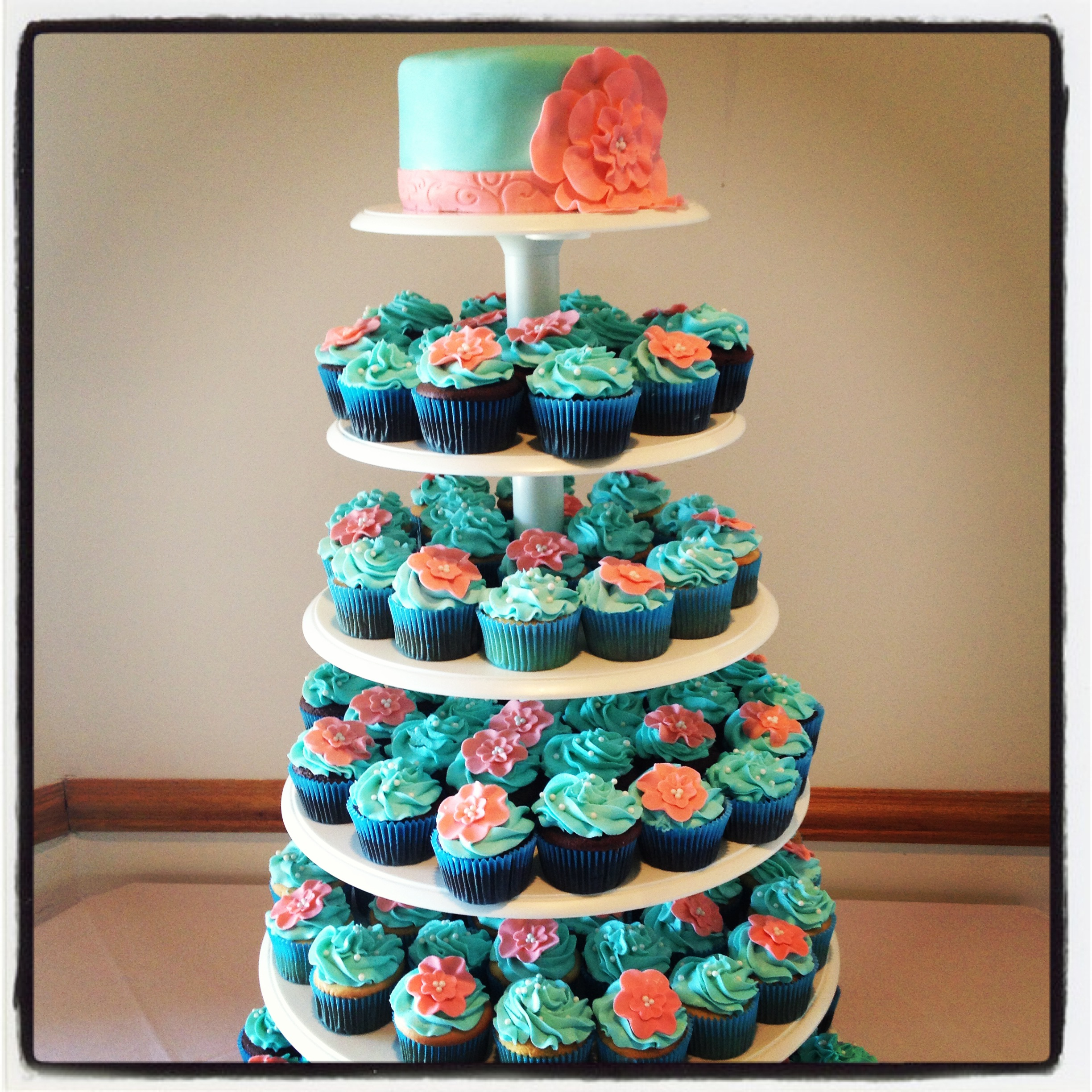 Teal and Coral Wedding Cupcakes Teal and Coral Wedding Cupcakes
