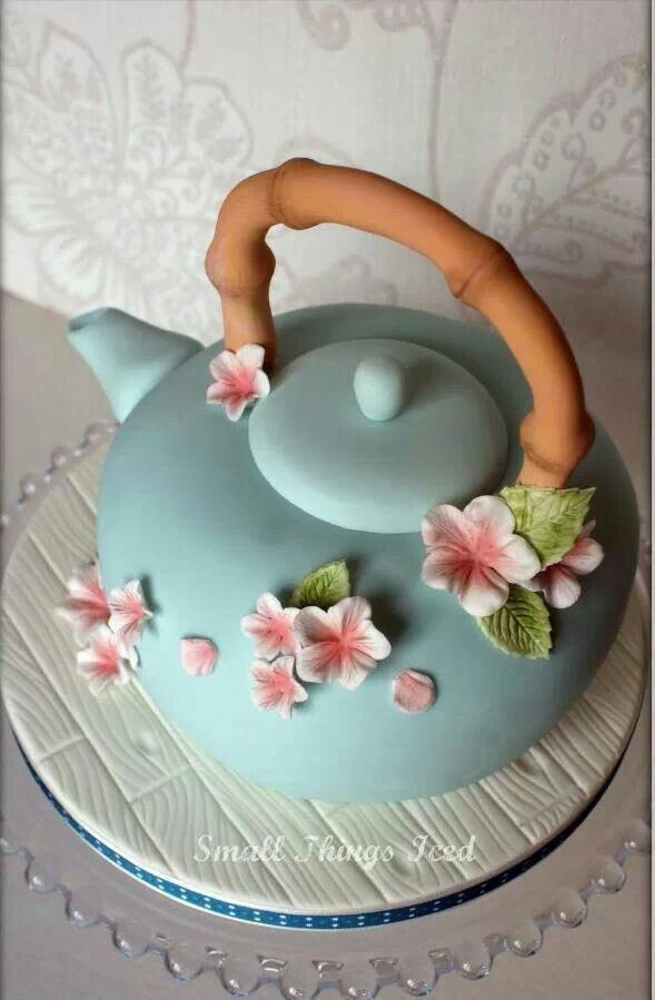 Teapot Cake