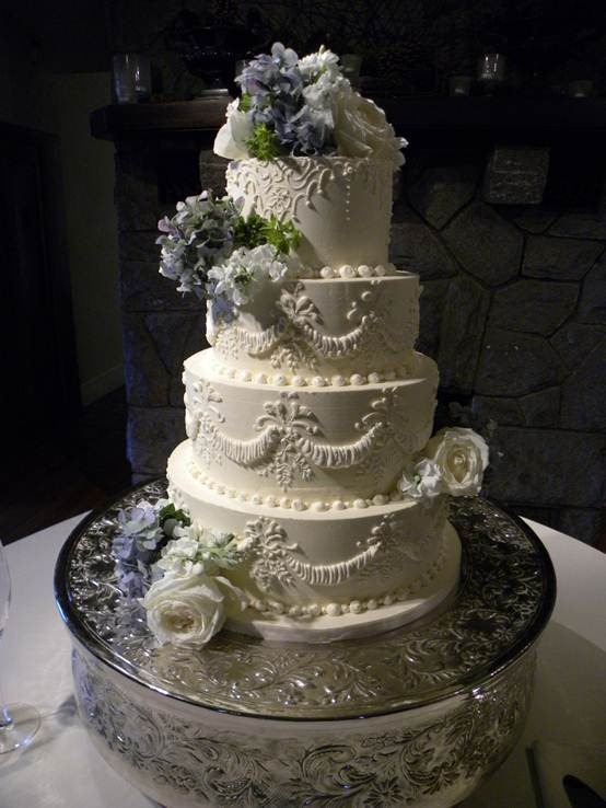 Vintage Wedding Cake