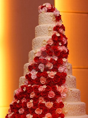 Big Beautiful Wedding Cakes