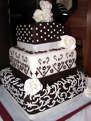 Black and White Square Wedding Cake