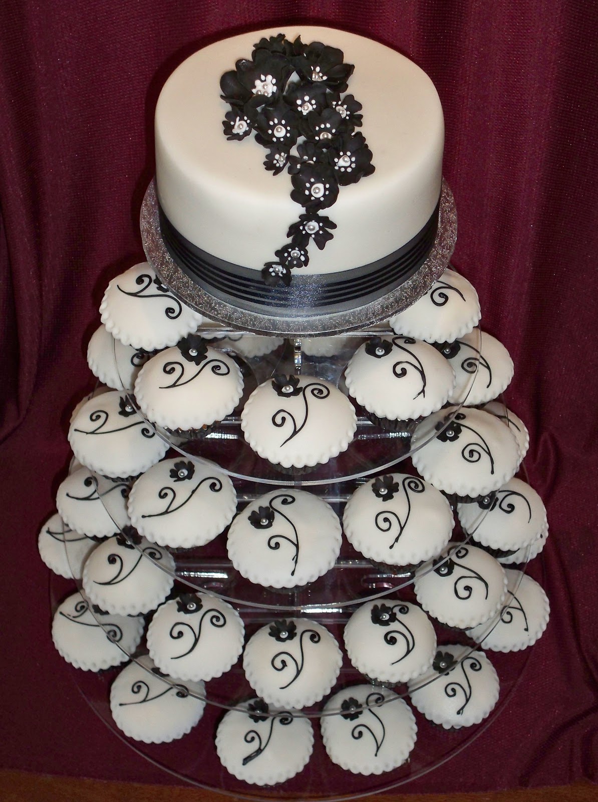 Black and White Wedding Cupcakes