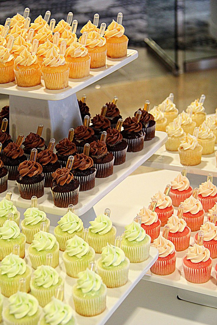 Cupcakes with Pipettes