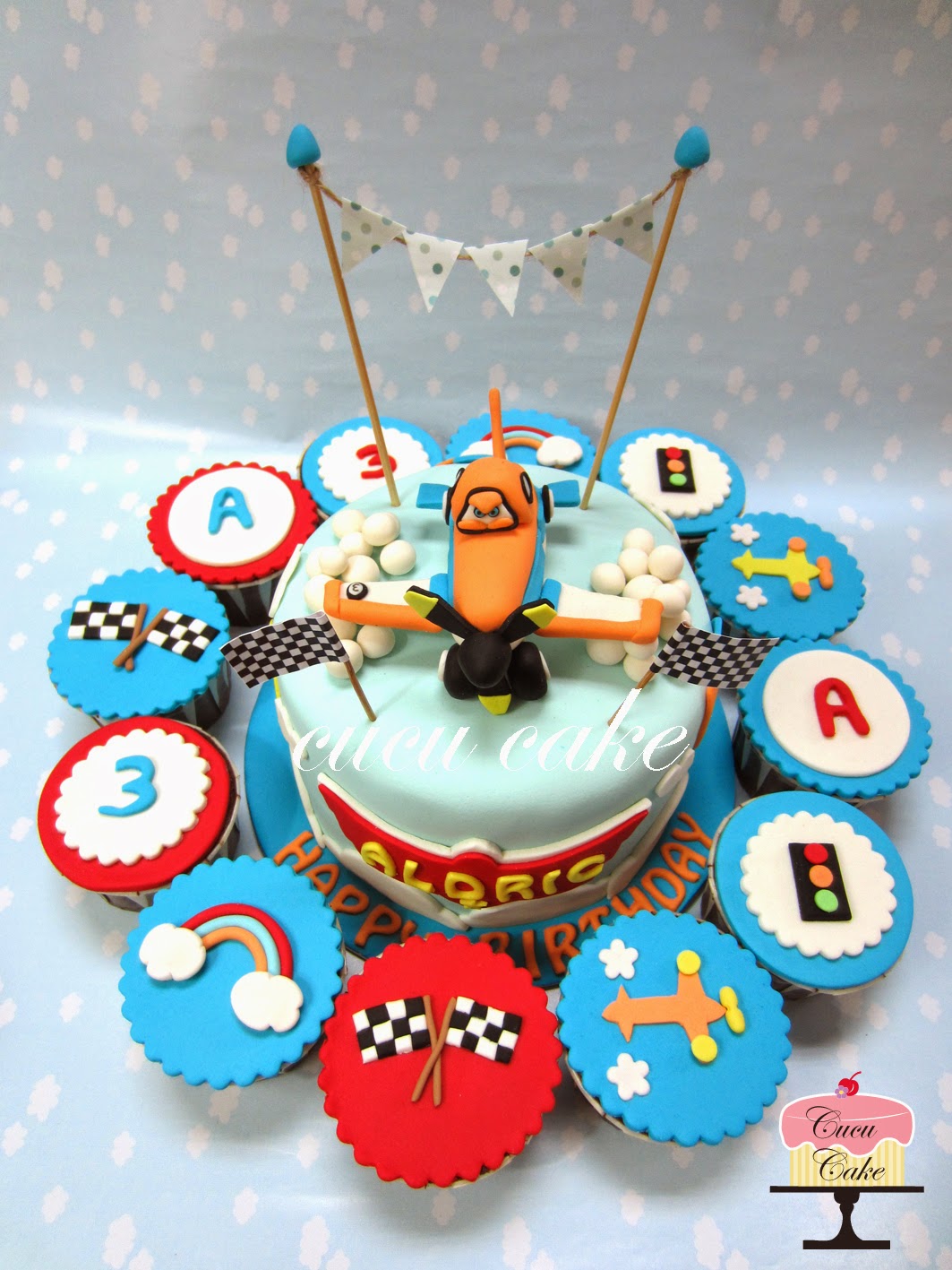 Disney Planes Dusty Cake