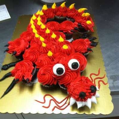 Dragon Cupcake Cake