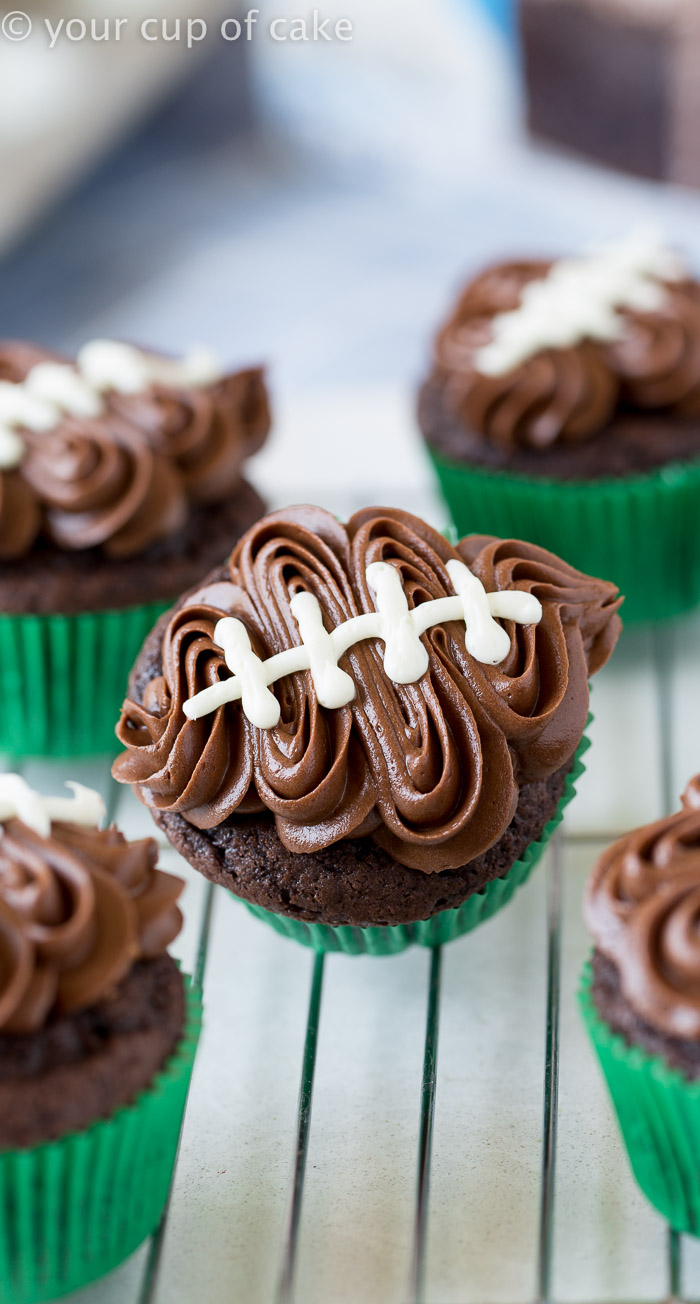 Easy Football Cupcakes Easy Football Cupcakes