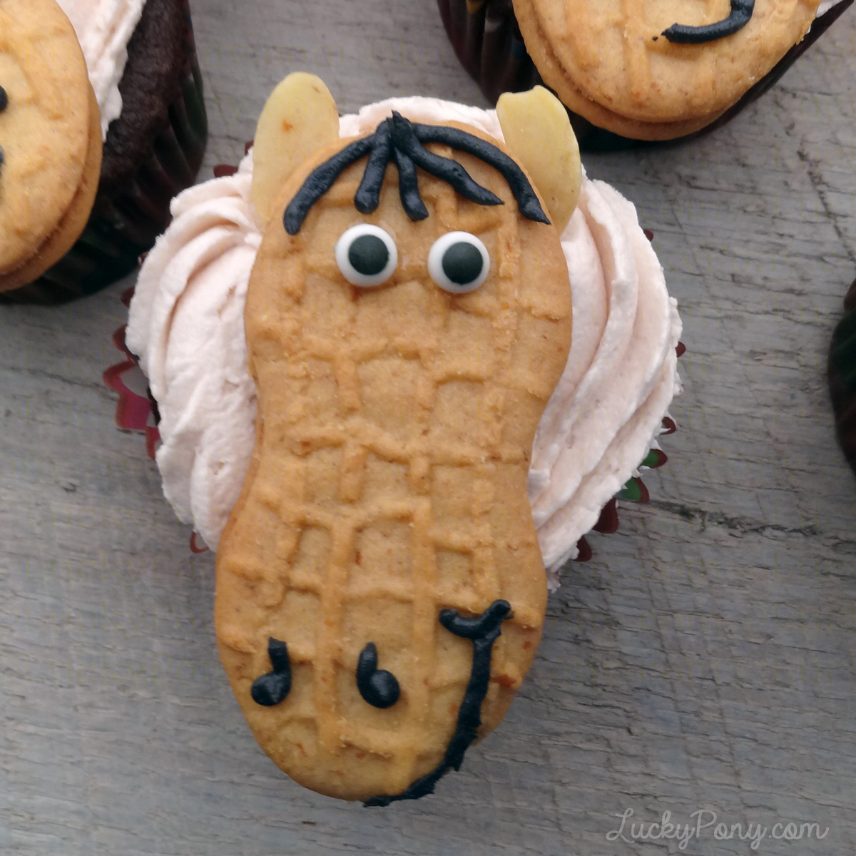 Easy Horse Decorated Cookie