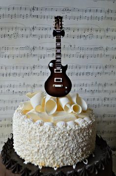 Electric Guitar Cake Happy Birthday