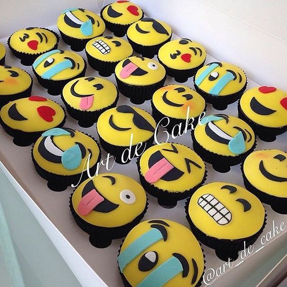 Emoji Birthday Cake Cupcakes Emoji Birthday Cake Cupcakes