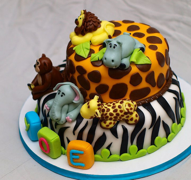 Fondant Jungle Animals Cake