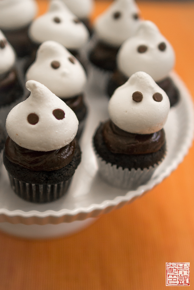 Halloween Ghost Cupcakes