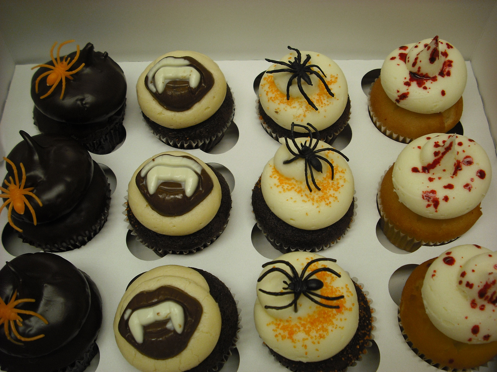 Halloween Vampire Cupcakes