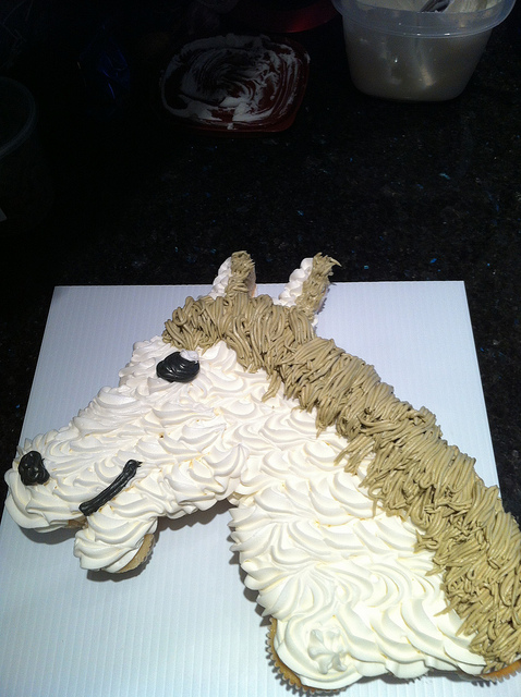 Horse Head Cupcake Cake