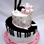 Musical Birthday Cake