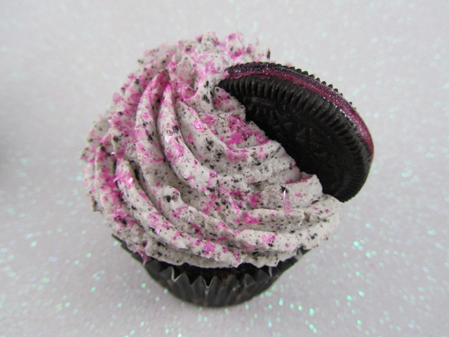 Oreos with Pink Filling