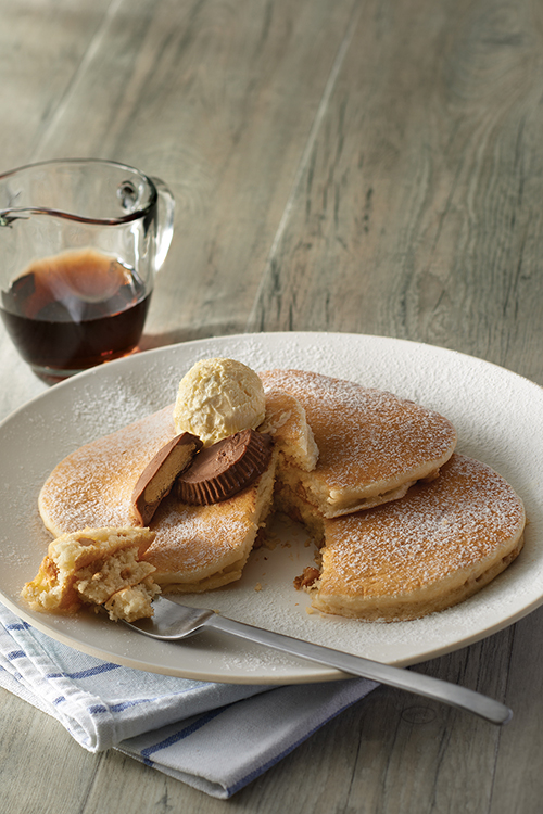 Peanut Butter Cup Pancakes