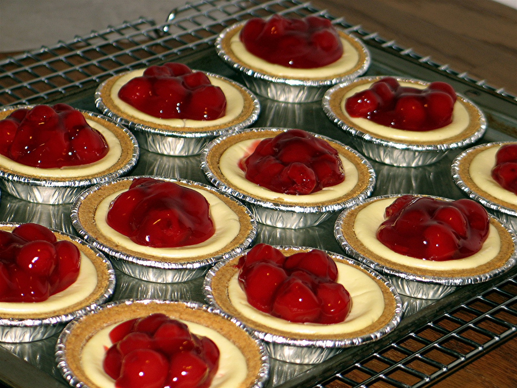 10 Photos of Mini Cheesecakes With Graham Crust 10 Photos of Mini Cheesecakes With Graham Crust