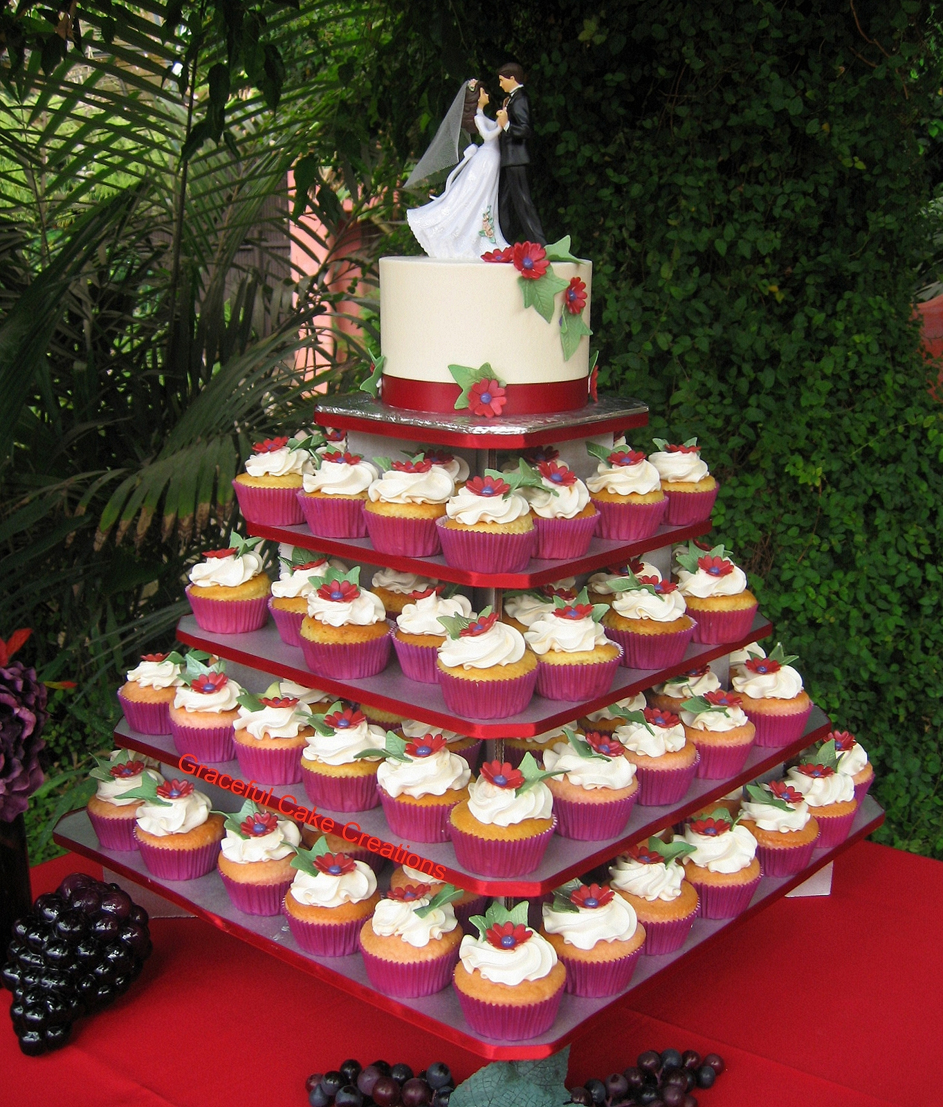 Red Elegant Cupcake Wedding Cakes