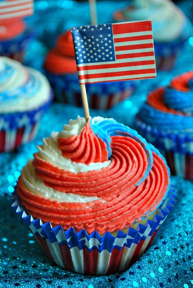 Red White and Blue Cupcakes