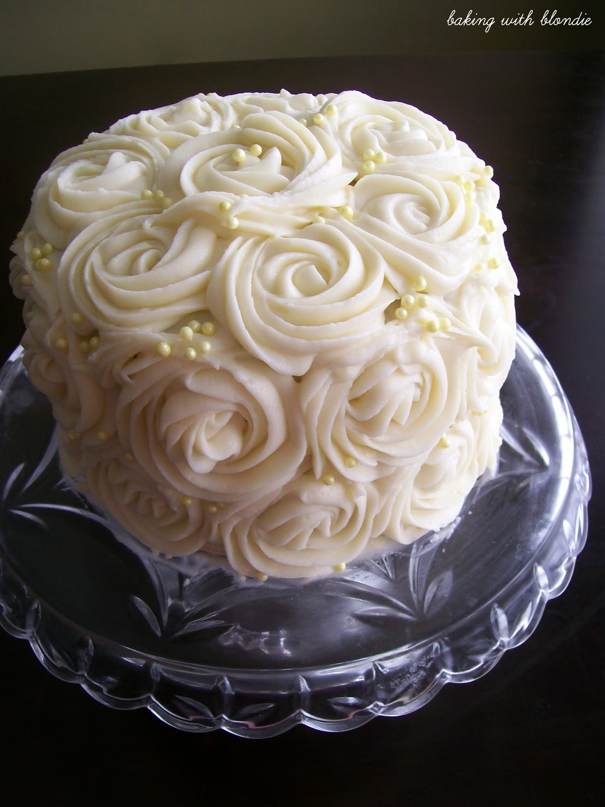 Rosette Cake with Frosting