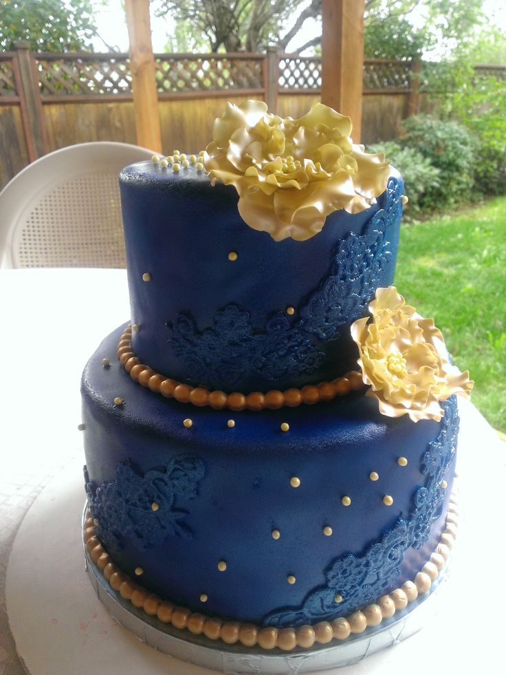Royal Blue and Gold Cake