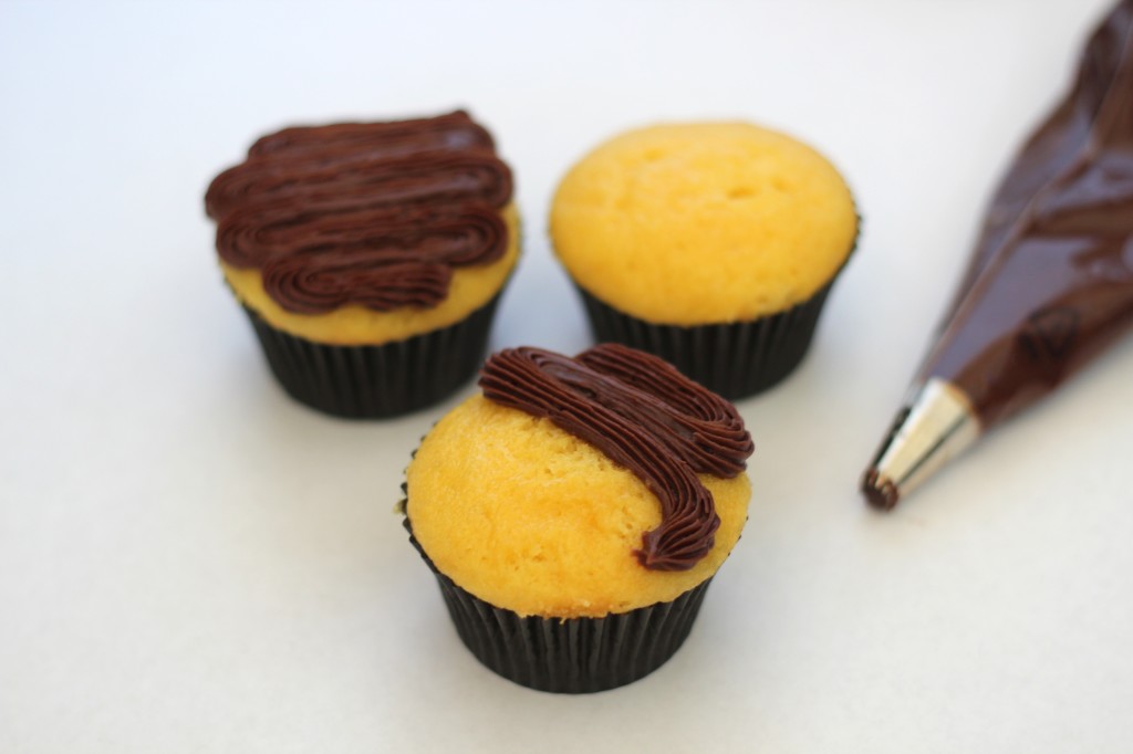 Simple Football Cupcakes Simple Football Cupcakes
