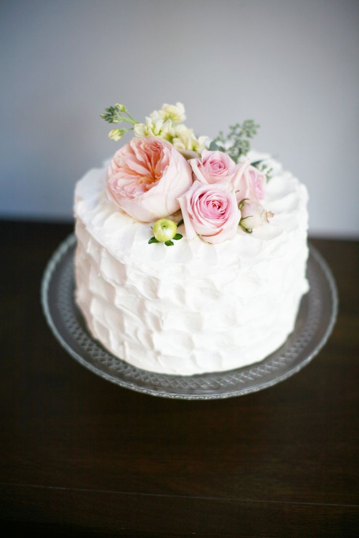 Small Simple Buttercream Wedding Cakes