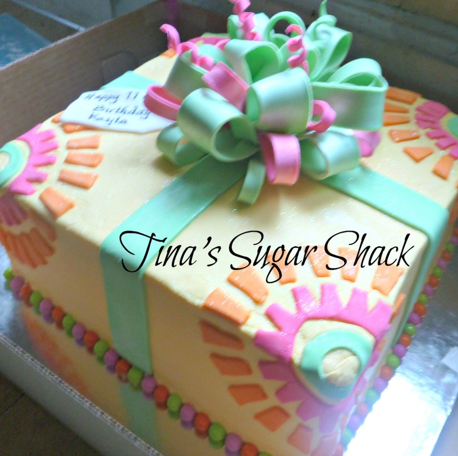 Square Fondant Birthday Cakes Square Fondant Birthday Cakes