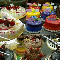 Superior Grocers Cakes