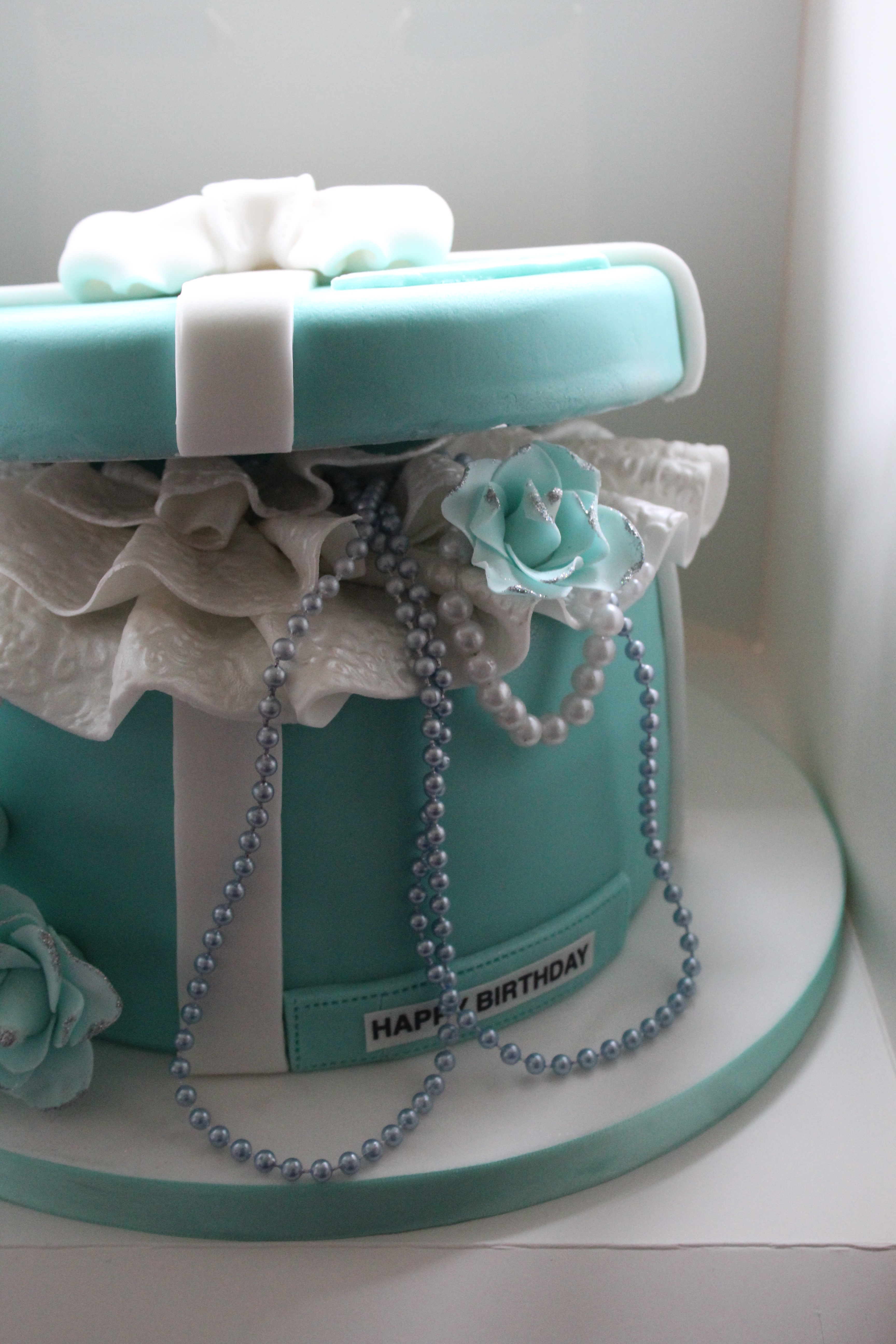 Tiffany Jewelry Box Cake