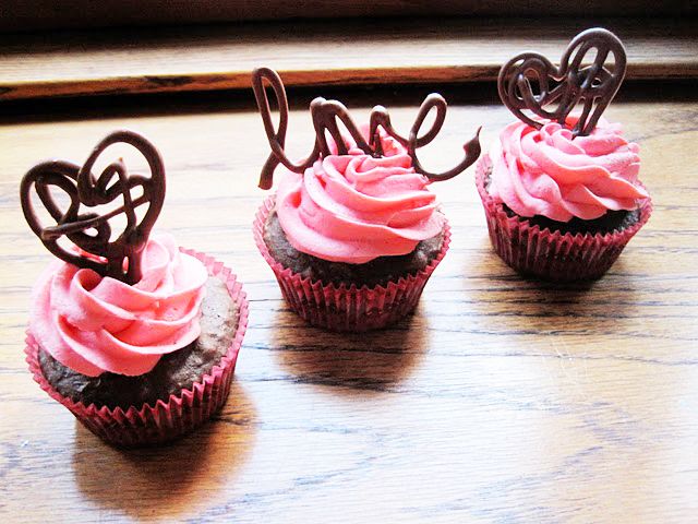 Valentine's Chocolate Cupcake Toppers