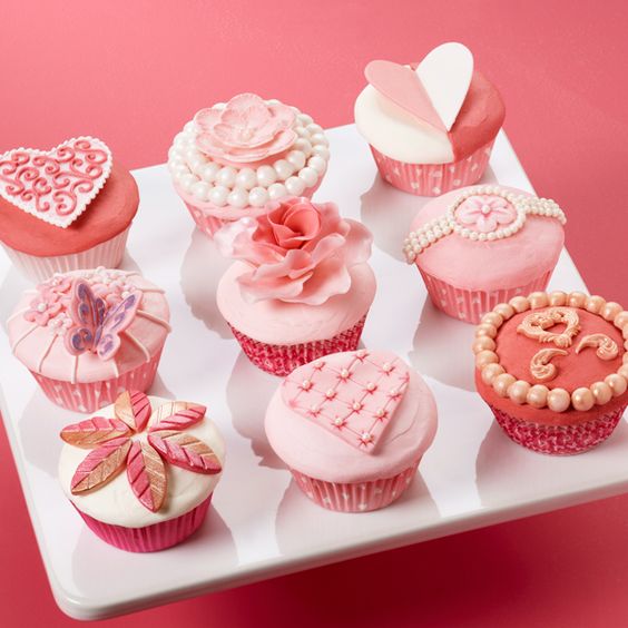 Valentine's Day Cupcake Decorating Ideas