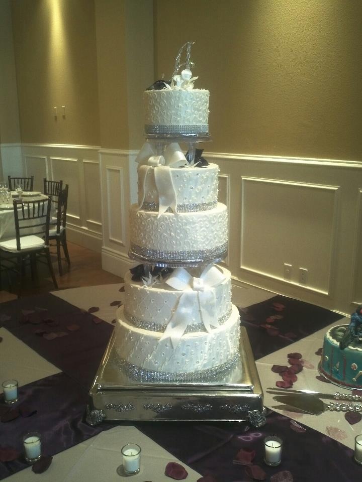 Wedding Cake with Bling and Bows Wedding Cake with Bling and Bows