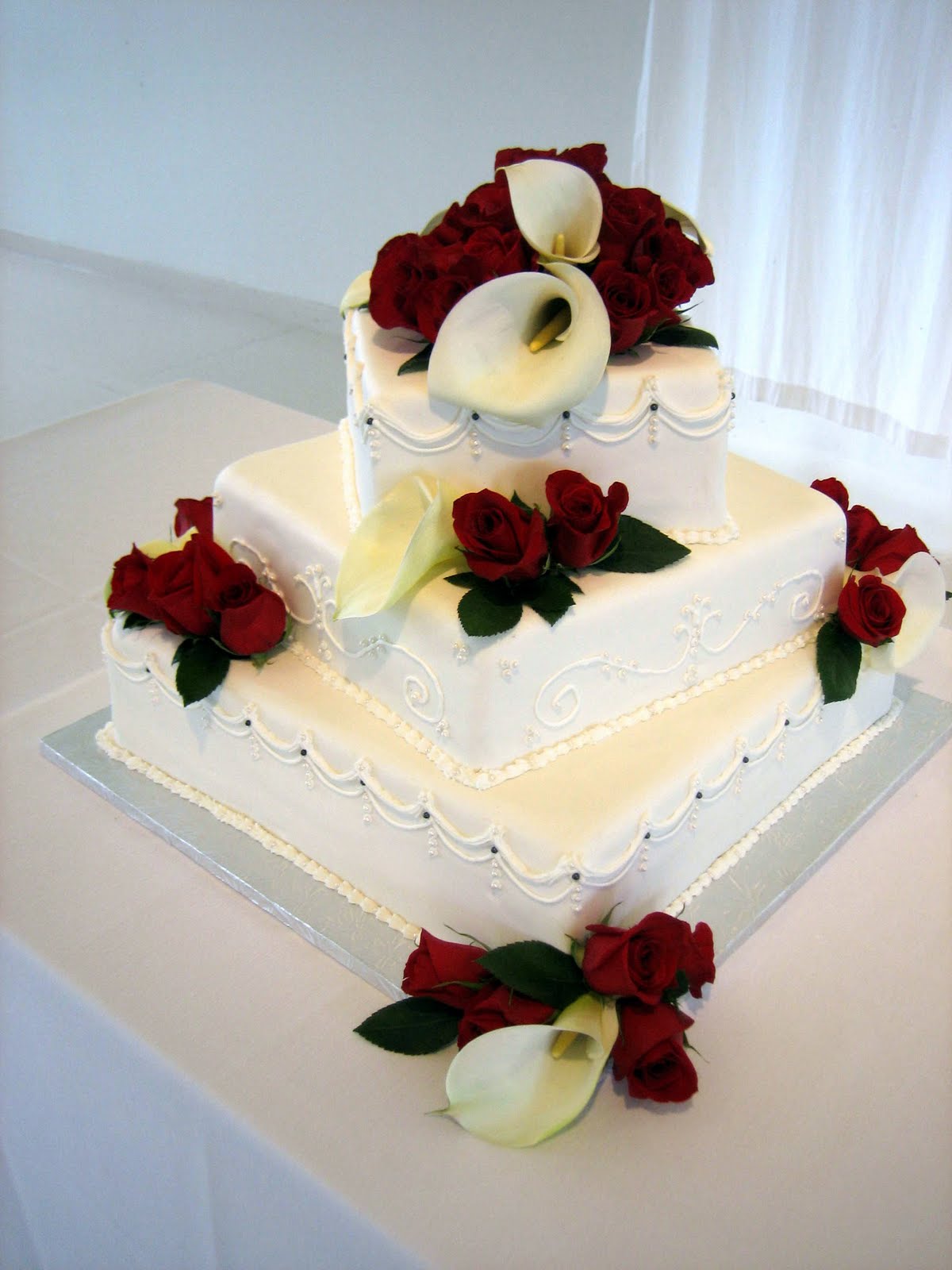Wedding Cakes with Lilies and Roses