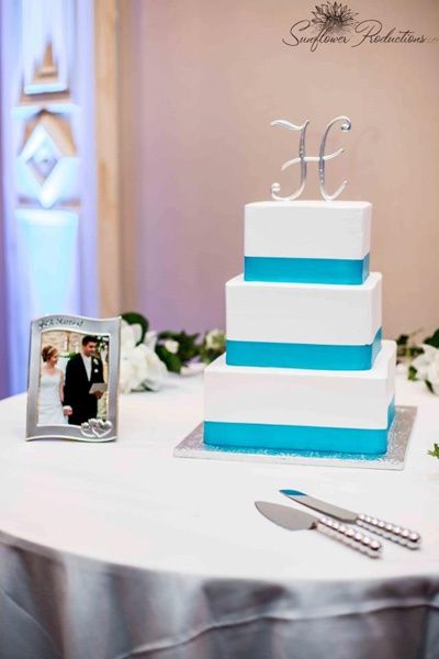 Wedding Cakes with Malibu Blue