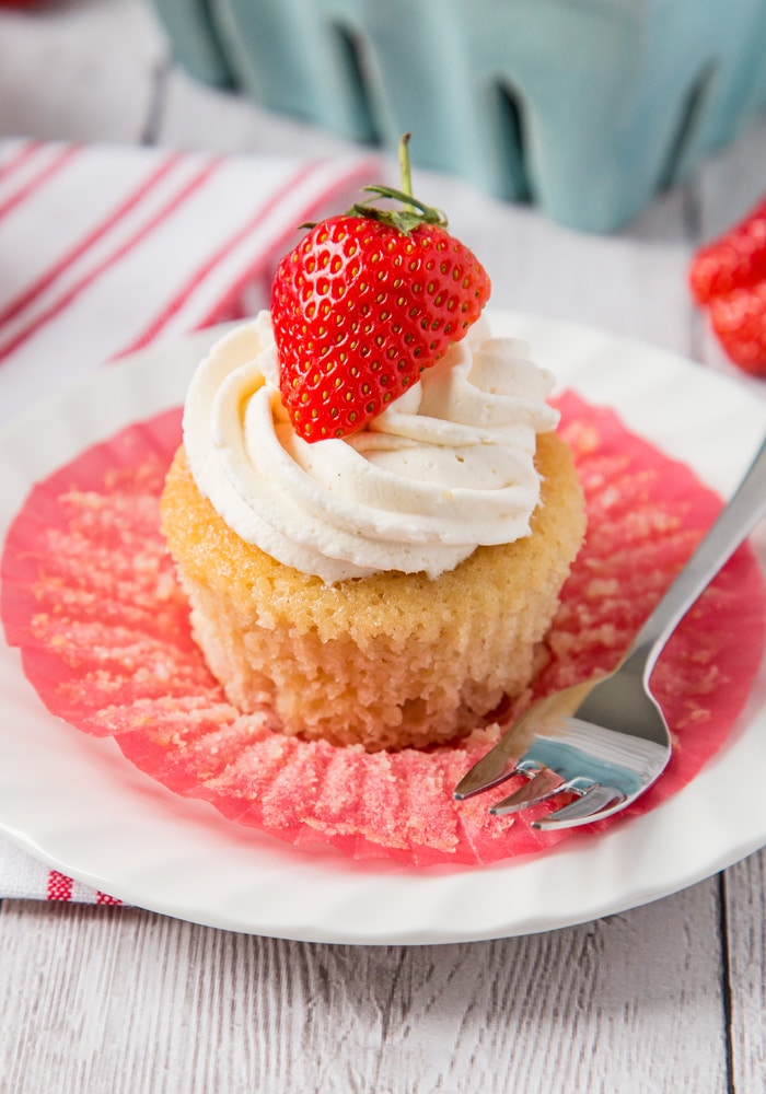 White Chocolate Cupcake with Strawberry