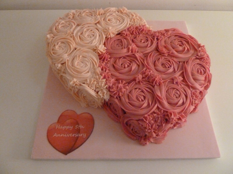 5th Wedding Anniversary Heart Cakes