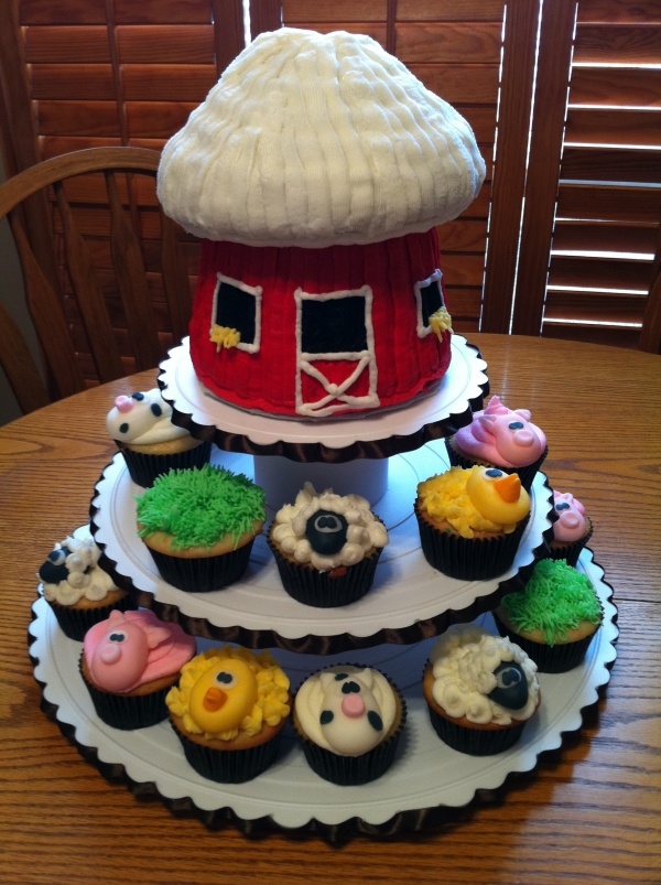 Animal Farm Barn Cake and Cupcakes