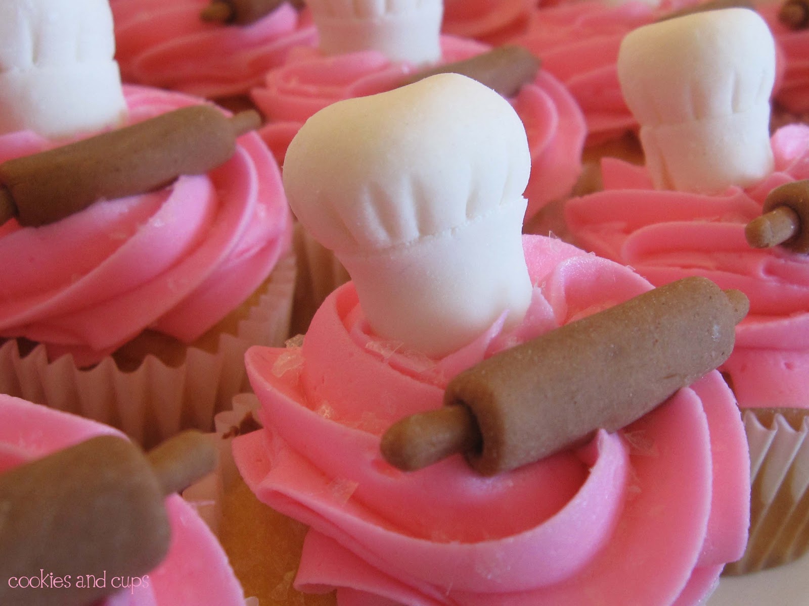10 Photos of Chefs Hat Cupcakes Fondant 10 Photos of Chefs Hat Cupcakes Fondant