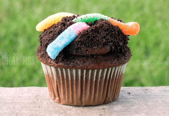 Dirt Cupcakes with Gummy Worms