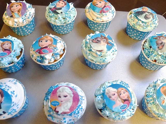 Disney Frozen Cupcakes