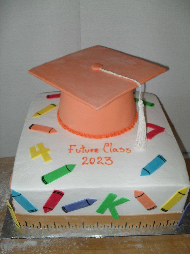 Elementary School Graduation Cake